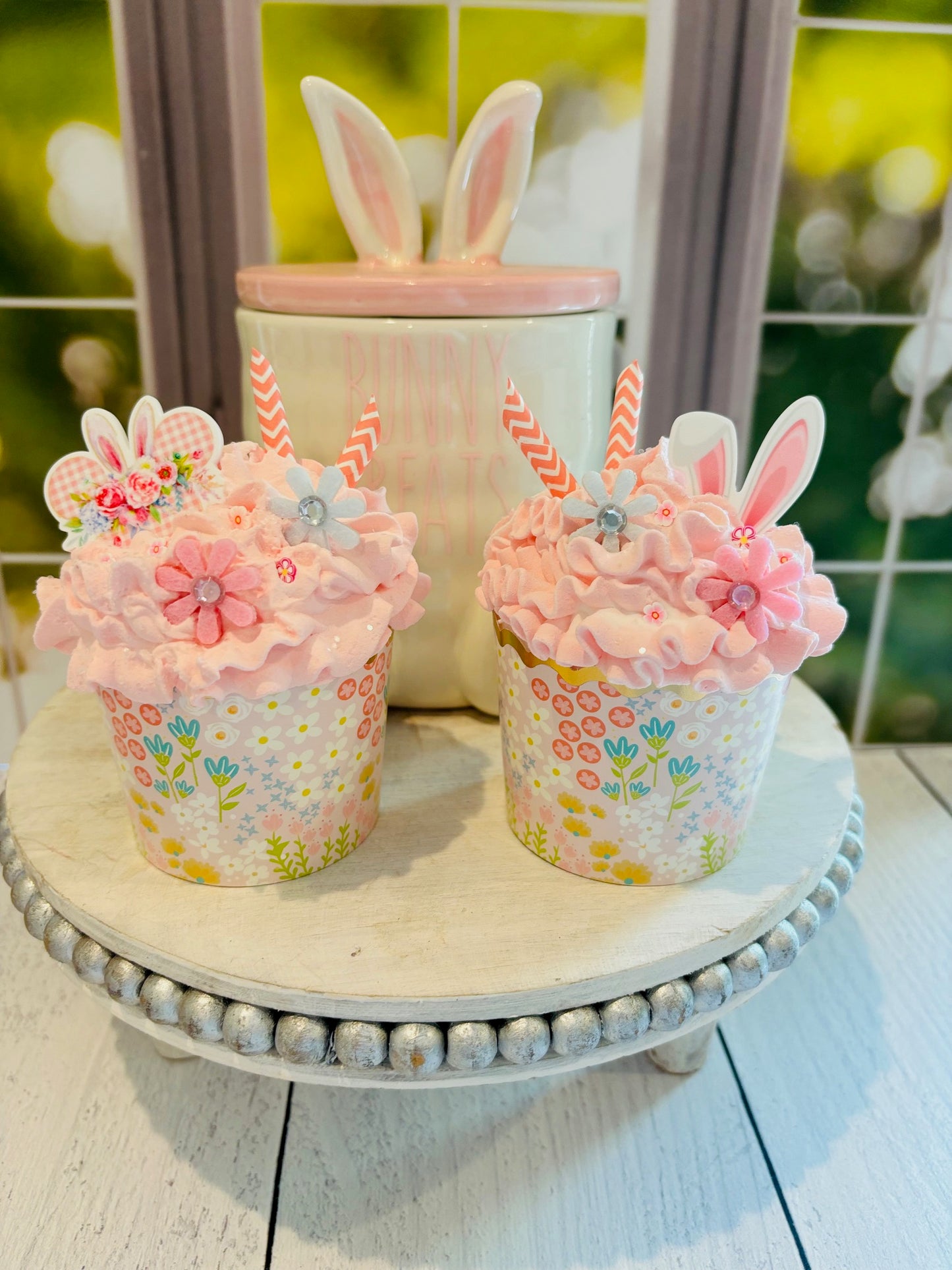 Pink Easter Minnie Faux Cupcake Set