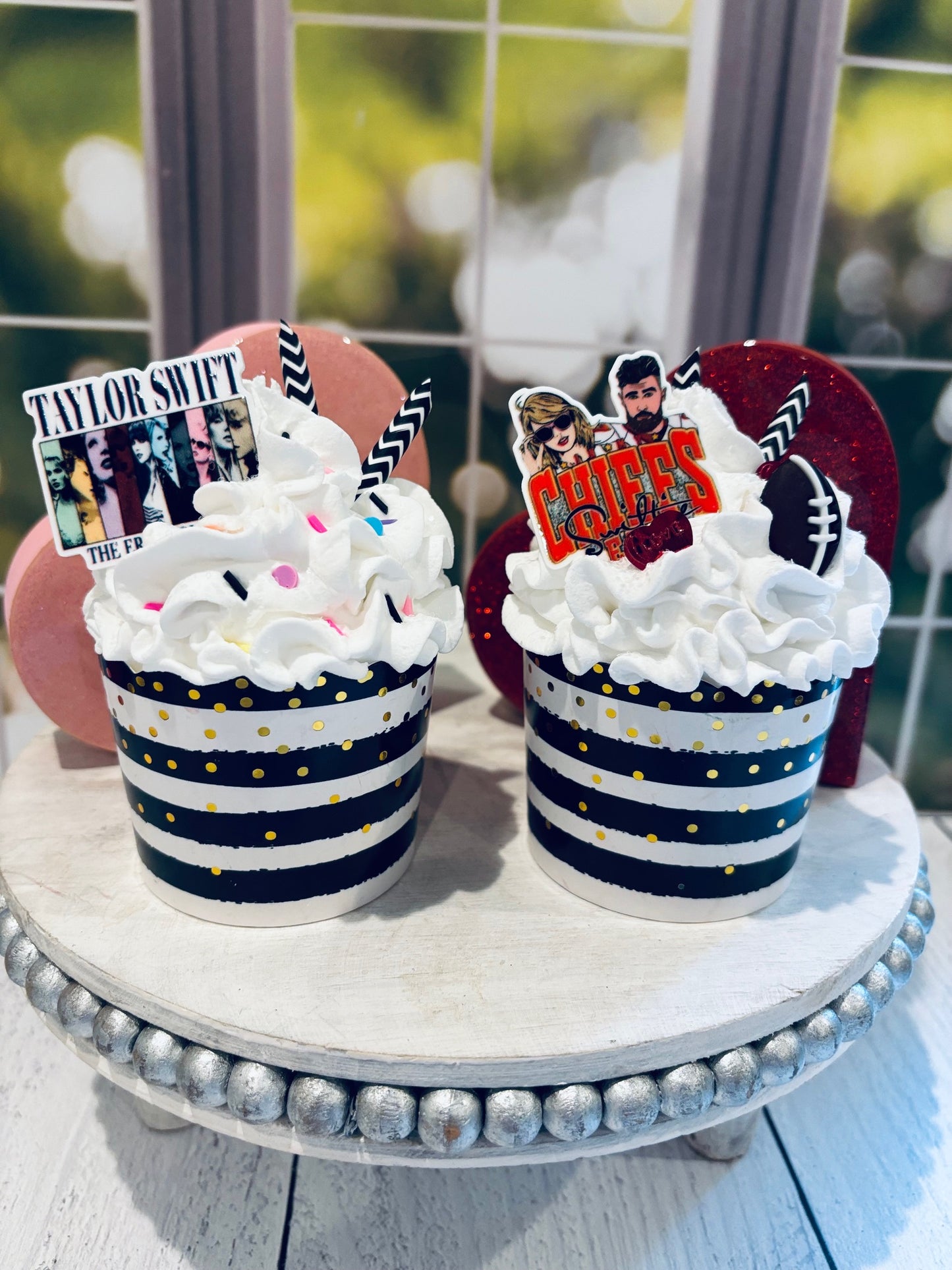 Taylor Swift Faux Cupcakes